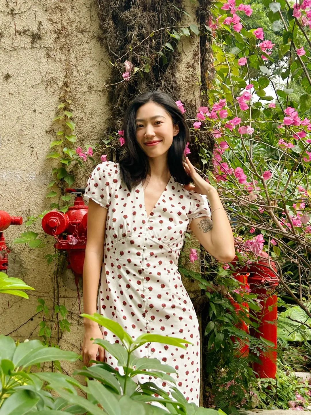 适合旅游穿的花裙子,夏天的花裙子美丽又治愈