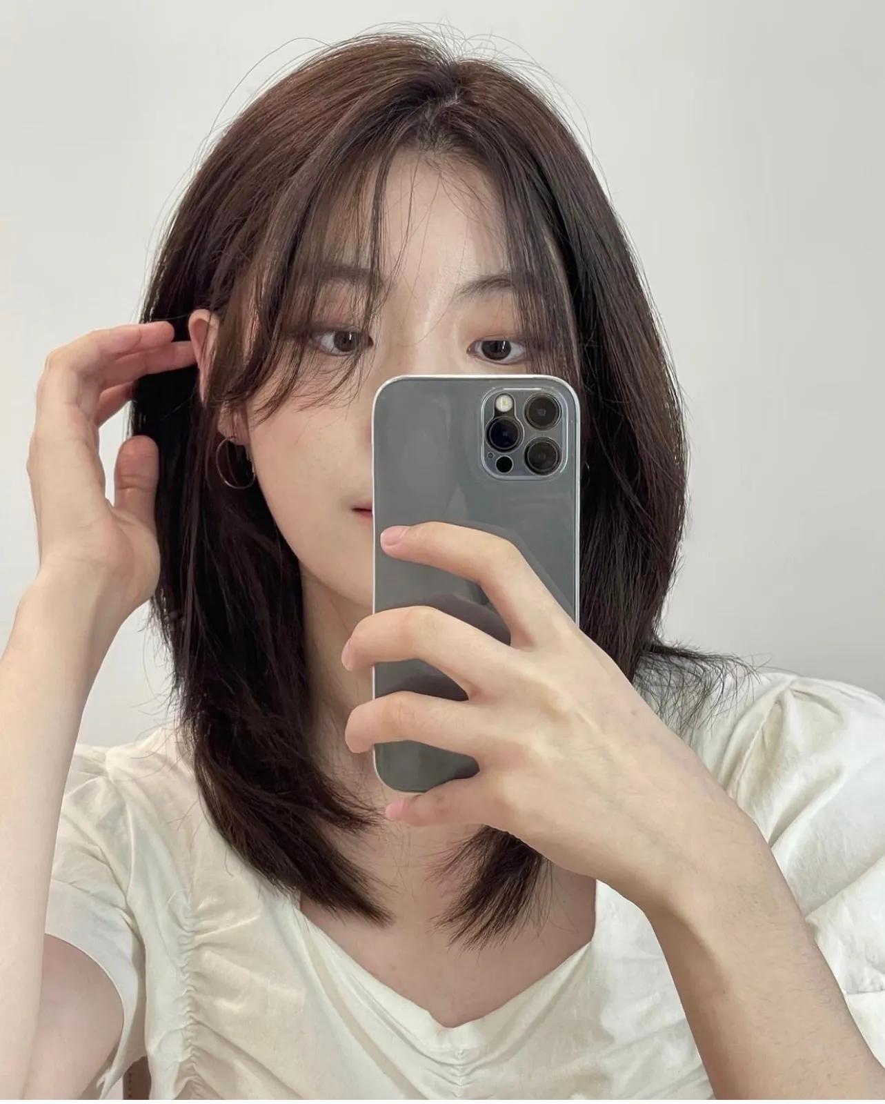 减龄洋气高级中长发,中年减龄发型中长发