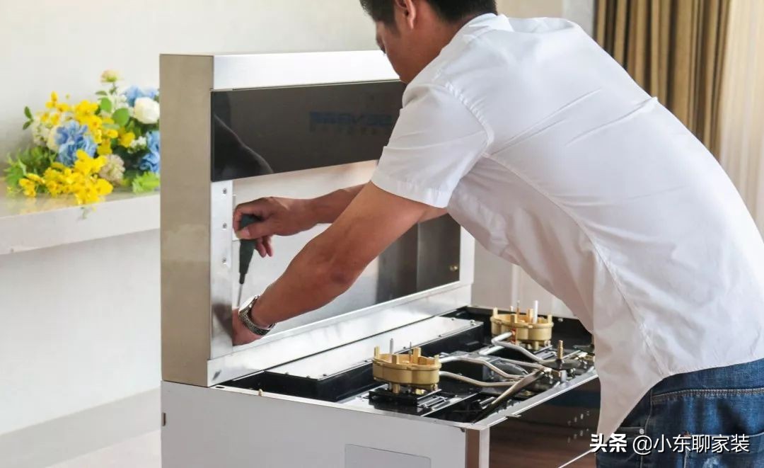 集成灶和侧吸油烟机哪个更实用,集成灶和顶吸油烟机哪个好