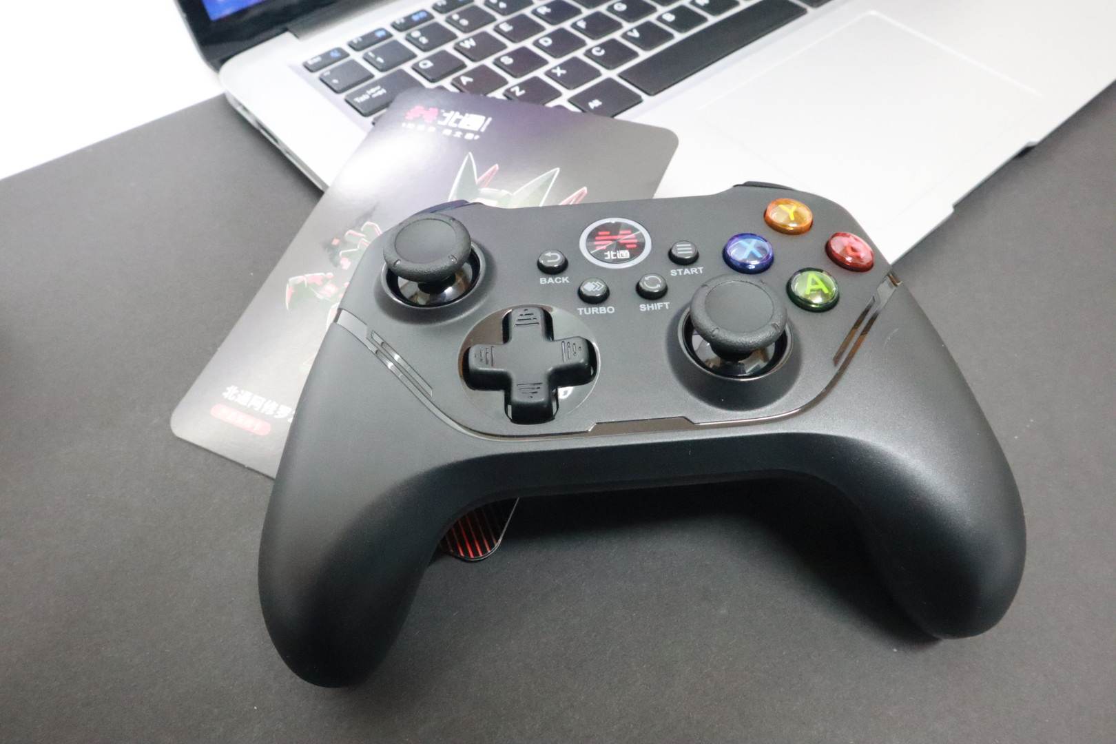 入门级体验感好的游戏手柄,如何让玩游戏变得更流畅