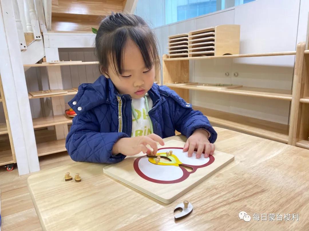 不会沟通的父母怎么教育孩子,不会说话的父母教育孩子的话