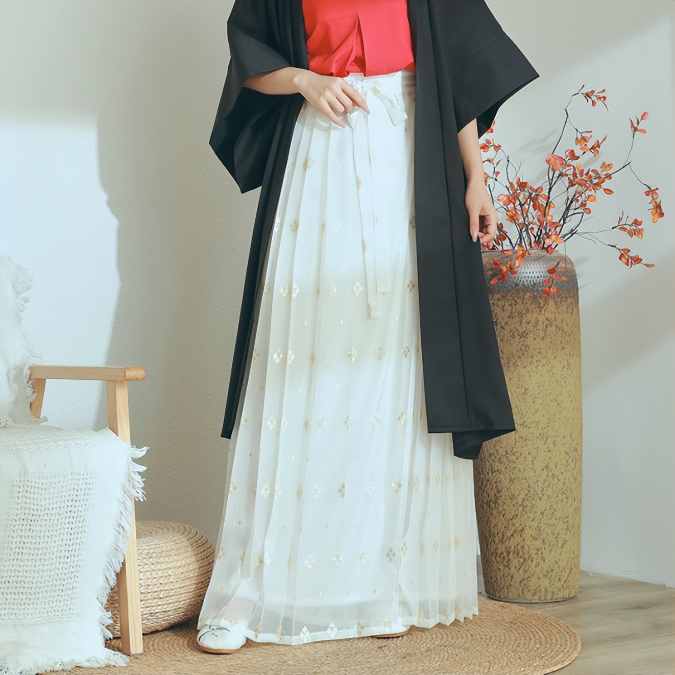 迪奥抄袭服装点评,迪奥最新服装是否抄袭香奈儿