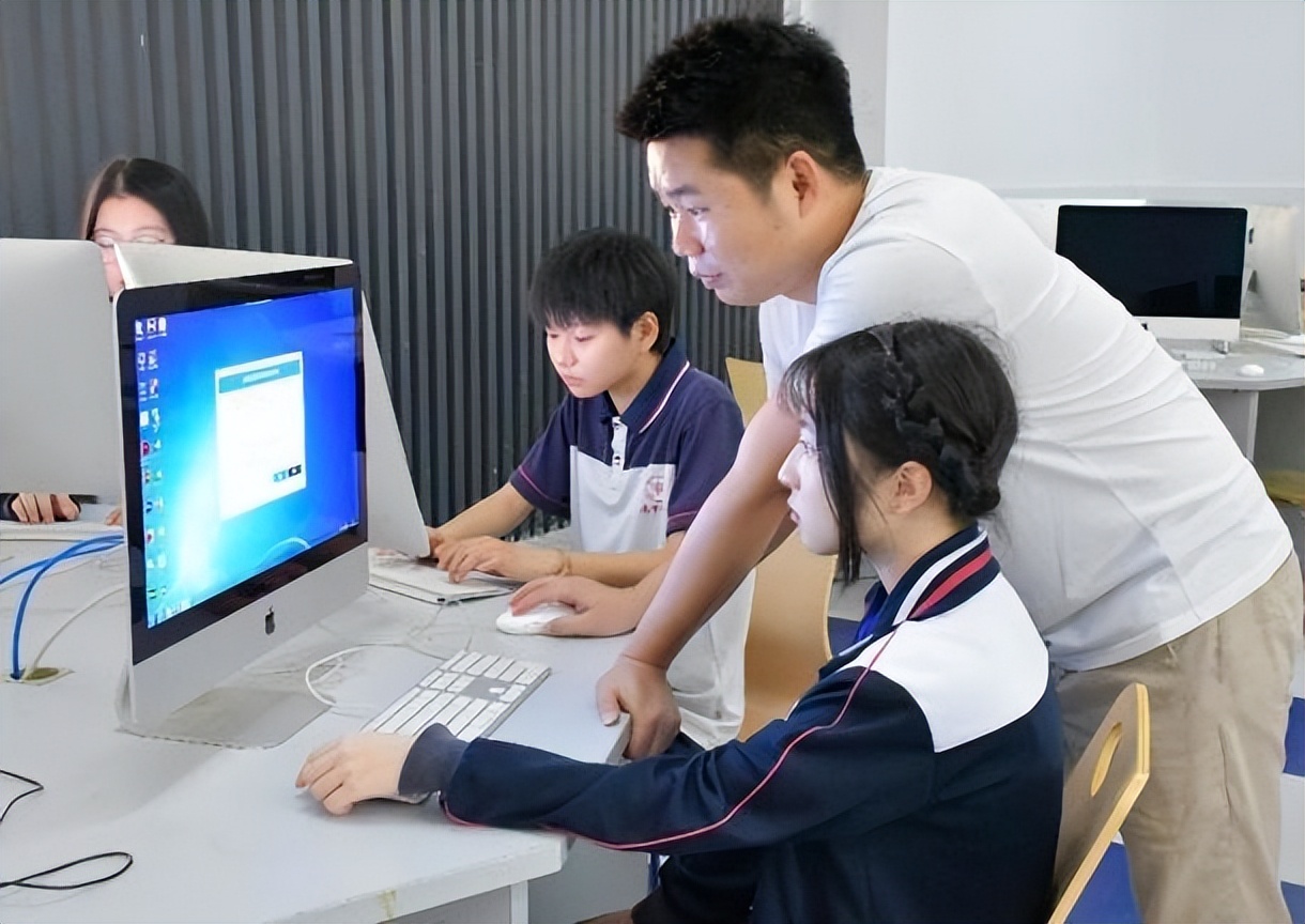 职校实习有没有必要去,职校第二年为什么要去工厂实习呢