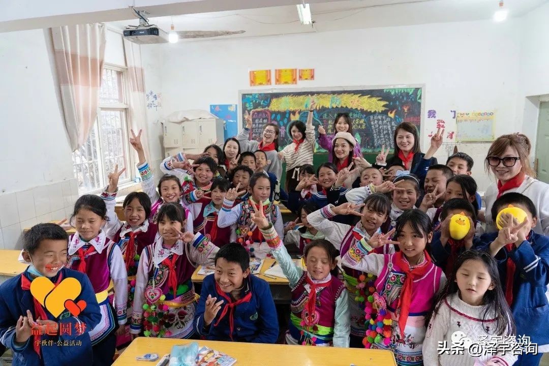 公益善行让爱心涌动全城,弘扬公益善举传递爱心力量