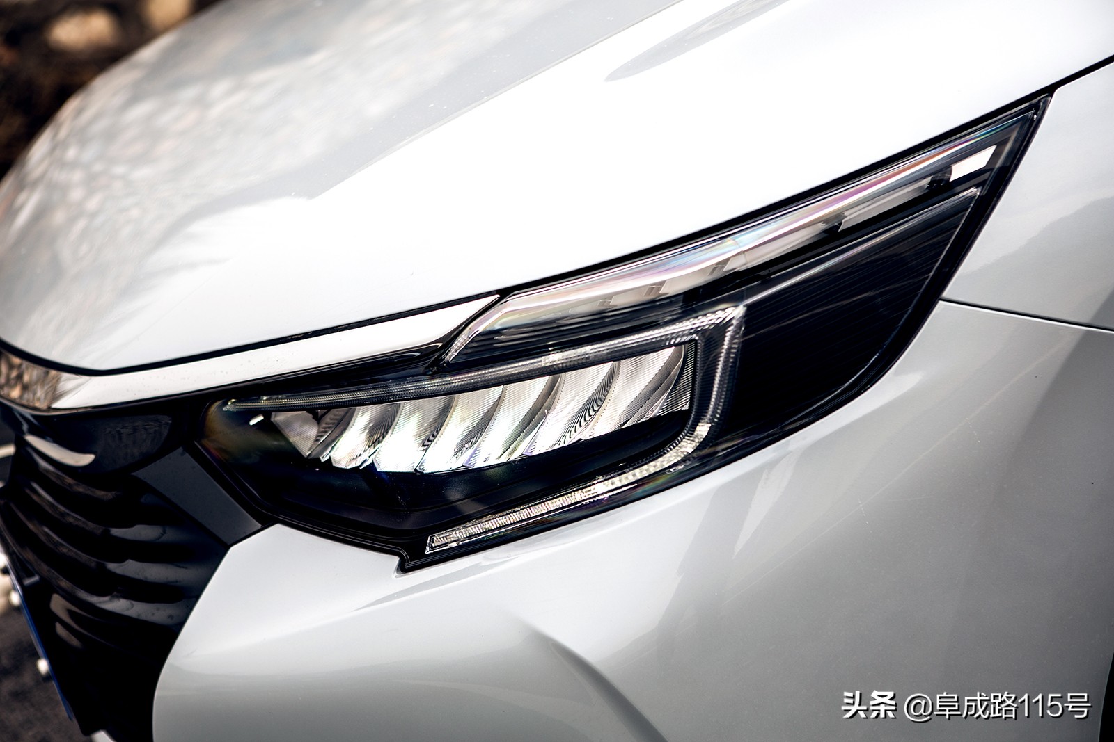 百公里3.4L车机更智能优惠1.5万的凌派锐·混动值不值得买