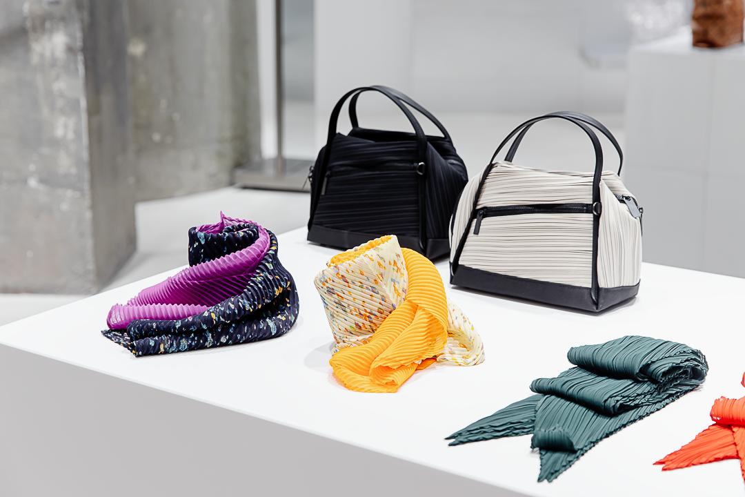 三宅一生包包香港店地址,广州有三宅一生包专柜吗