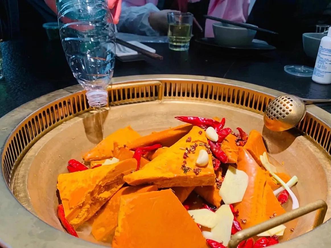 重庆特色江湖菜火锅,重庆北站附近火锅本地人推荐