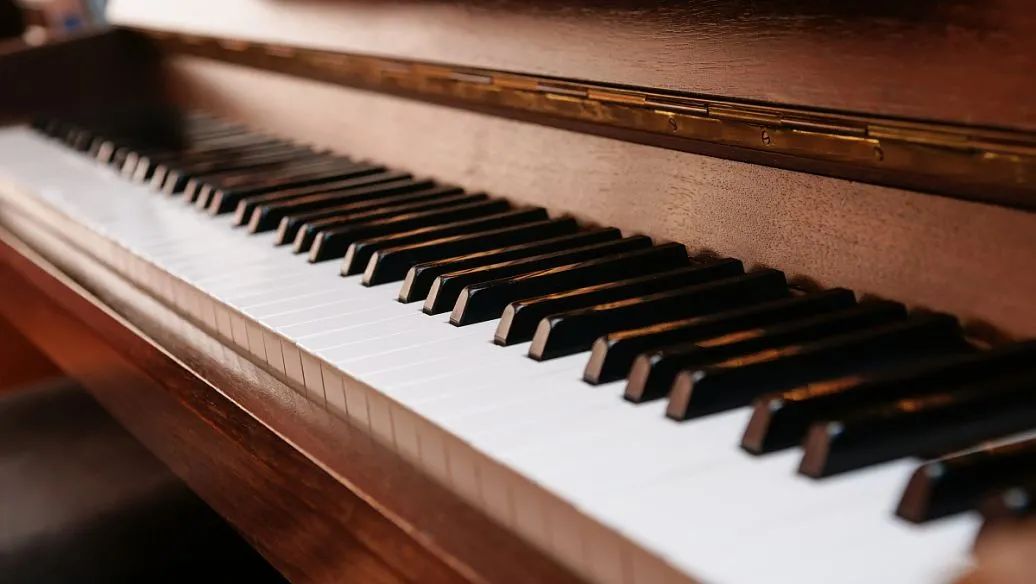 幼儿练钢琴要注意什么问题,学习钢琴需要具备哪些