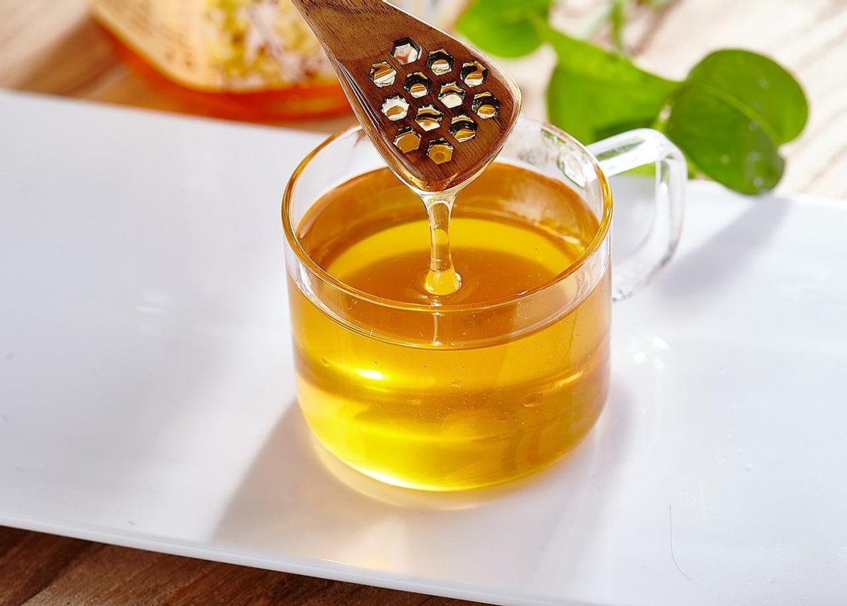 买蜂蜜要擦亮眼睛,买蜂蜜辨别真假最简单的方法