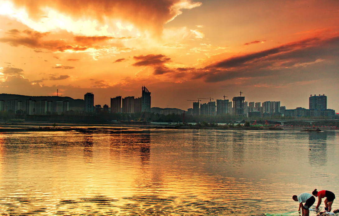 丹江口两日自驾游攻略,丹江口自驾游多少公里