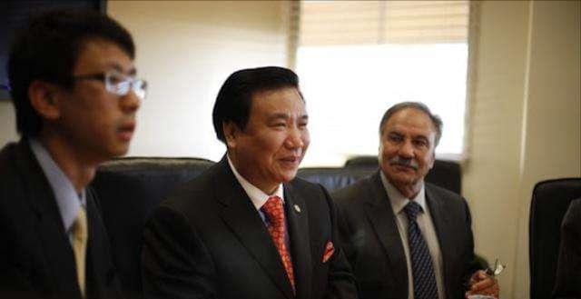 千亿富豪给美国捐400亿的是谁,中国富豪为美国捐款7000万