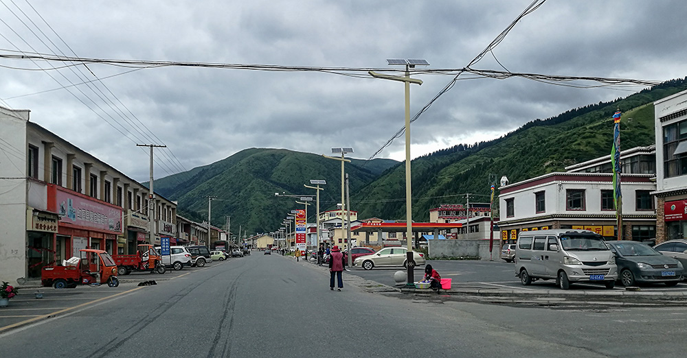 西部大草原旅游攻略,四川红原大草原自驾旅游攻略
