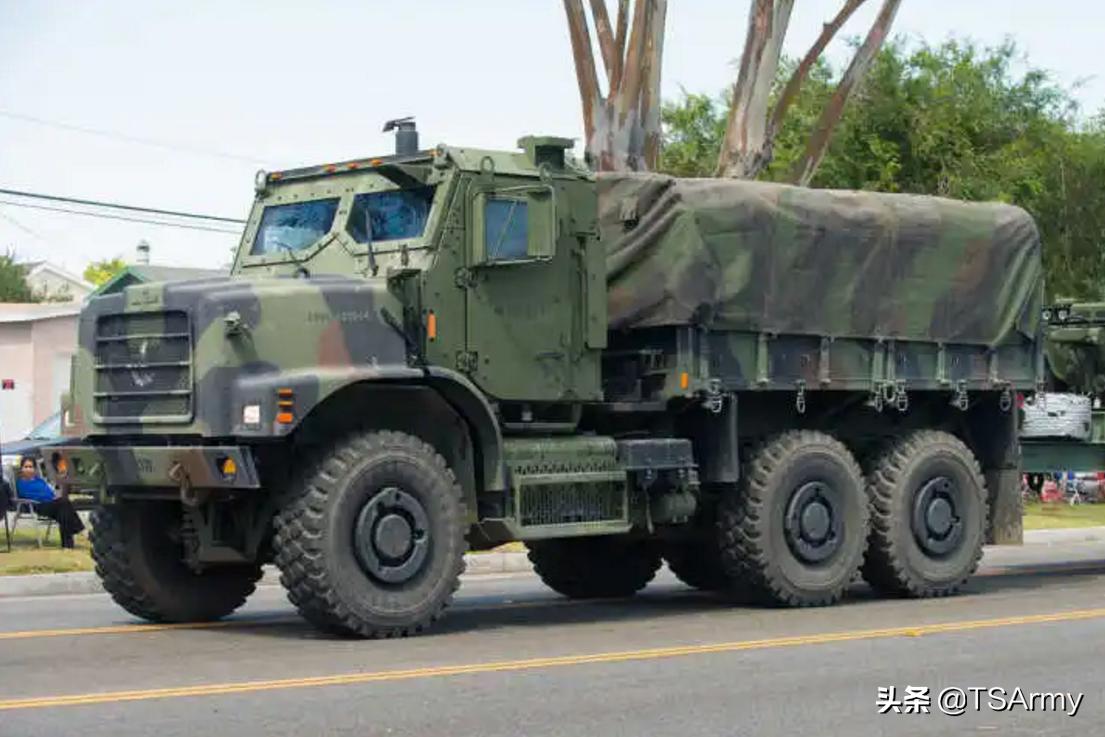 中国军用大型豪华车,中国最新式的军用汽车