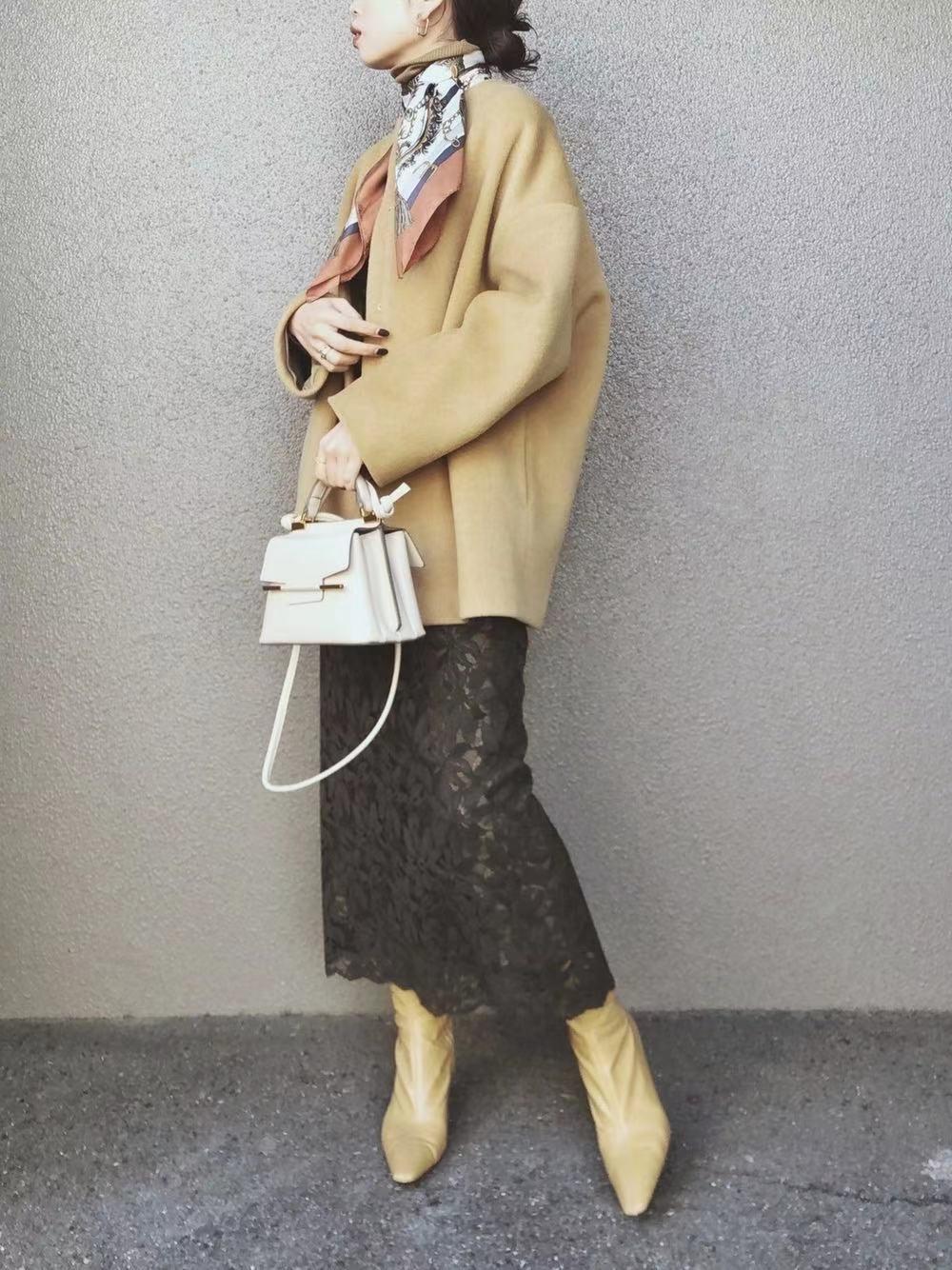 黄穿什么显白,皮肤暗黄的春季穿搭