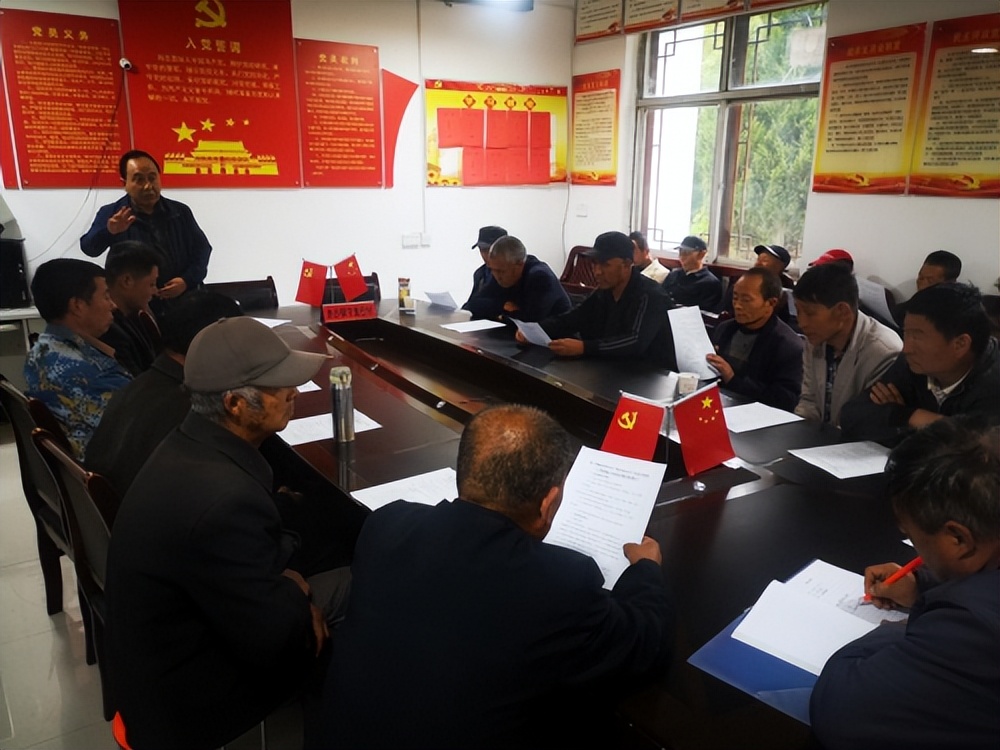 科技下乡点亮致富路——宝鸡公路管理局第二机械化养护中心举办生猪养殖讲座