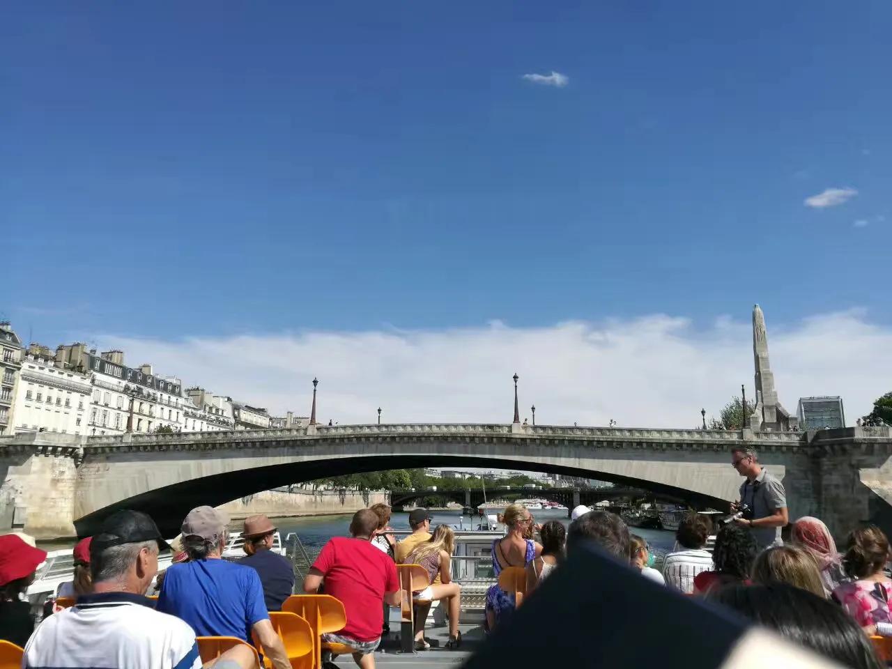 法国巴黎：景点美食购物艺术浪漫