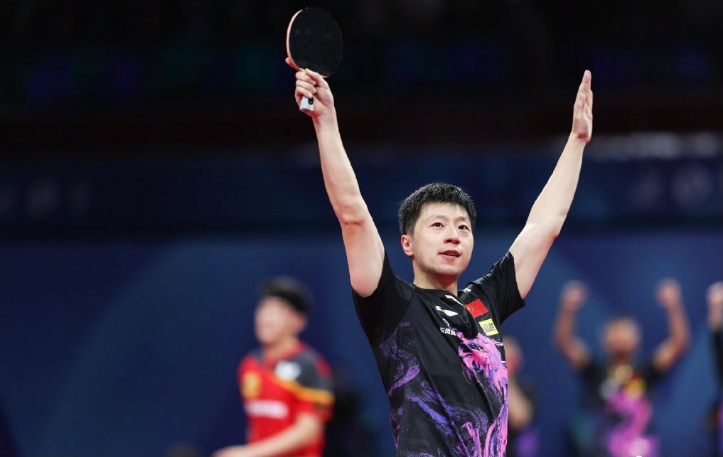 马龙回应退出世锦赛,马龙4比0重返赛场