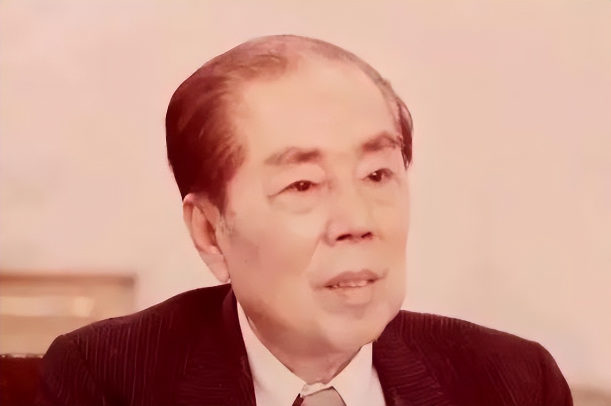 3大港圈豪门谜案：车祸猝死失踪退圈，小说都不敢写的神秘细节