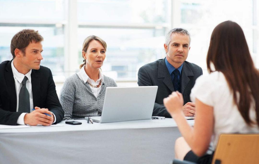 大厂实习竟然要5万？！高价买「内推」，到底值不值...