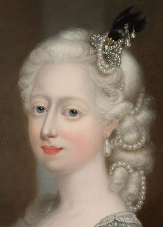 油画放大教程视频,现实版油画女子