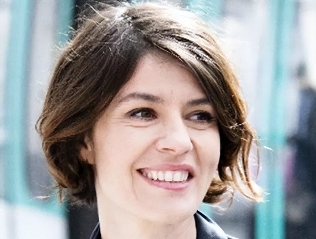 《女人香》:一名学生和一位退休军官间,之间发生了什么故事?