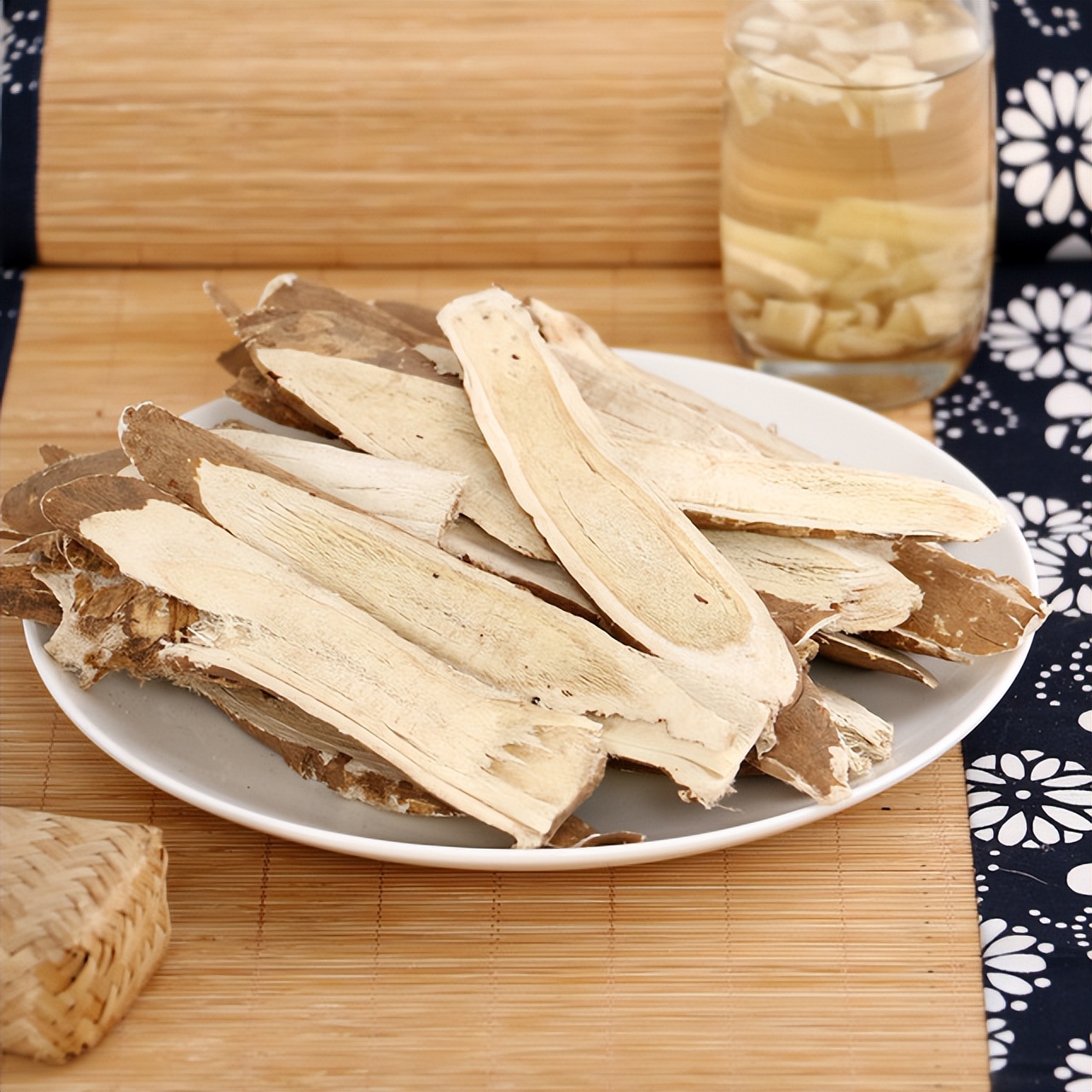 50岁女人面霜推荐国货,平价又好用的40岁国货面霜