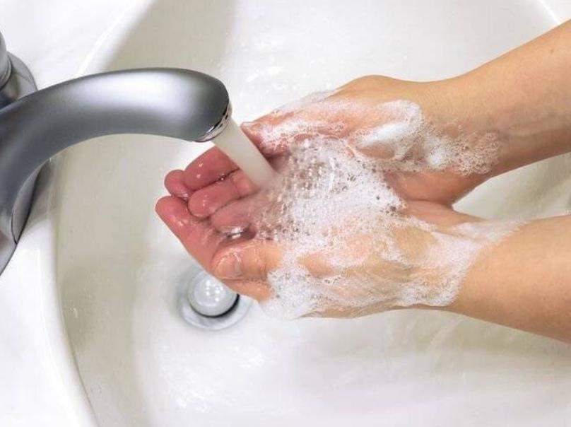 “办事”时用润滑剂，对夫妻双方有害吗？别害羞，男女都该了解下