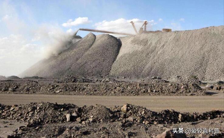 美国想要矿产却不出钱，蒙古亲近美国却找中国借钱？中方一招反制