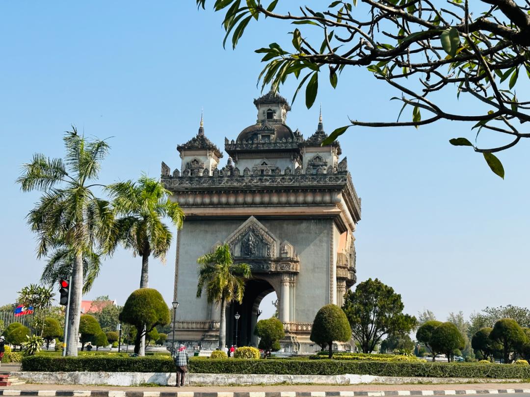 老挝首都万象相当于中国哪个城市,老挝的万象之城