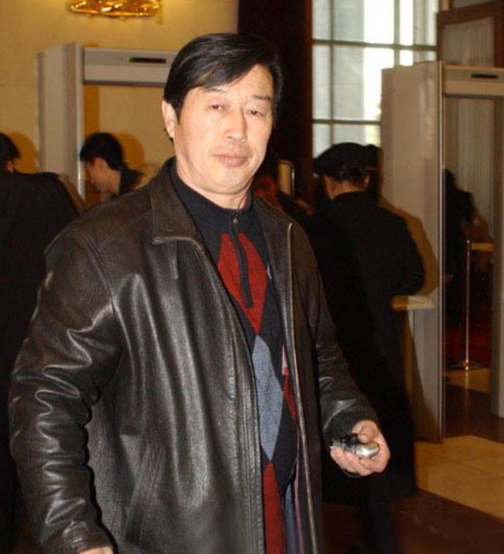 马俊仁时期,马俊仁年轻时照片