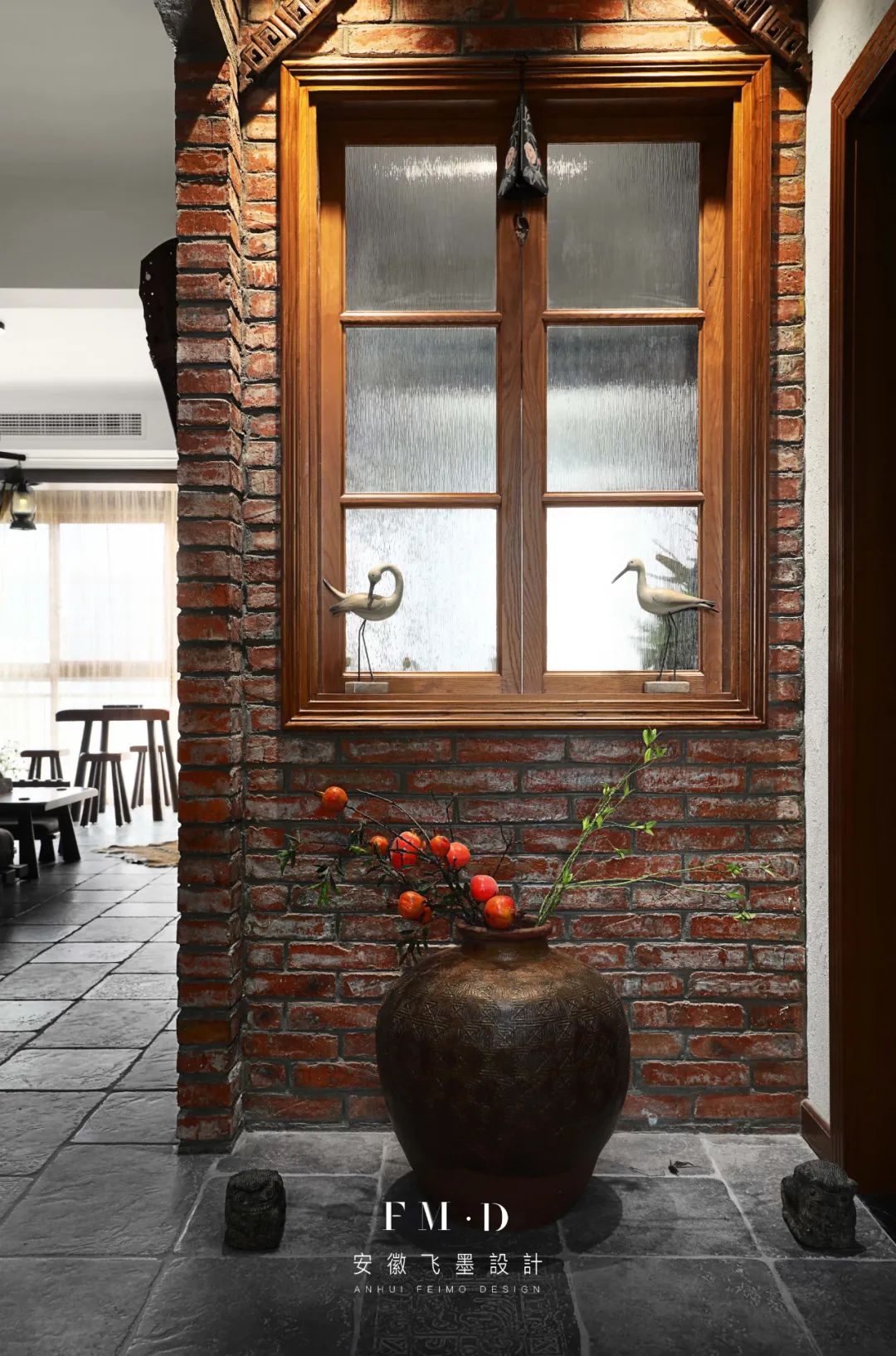 屋子太暗不想开灯怎么引进阳光,室内黑采光不好怎么办