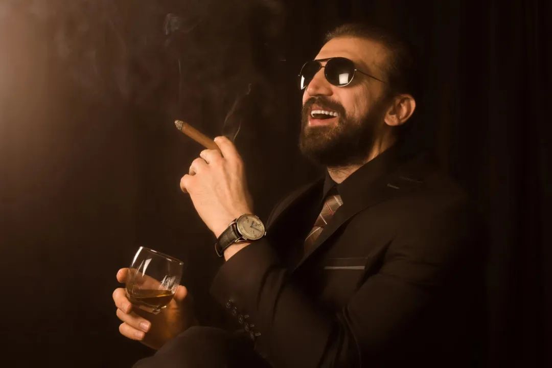 三款十万元内飞行计时腕表推荐,3万到4万钢带大表盘男款腕表