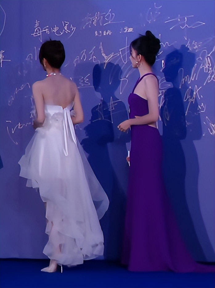 上海这一夜，内娱来了一大半，吴京谢霆锋拿大奖，冯小刚忙着交际