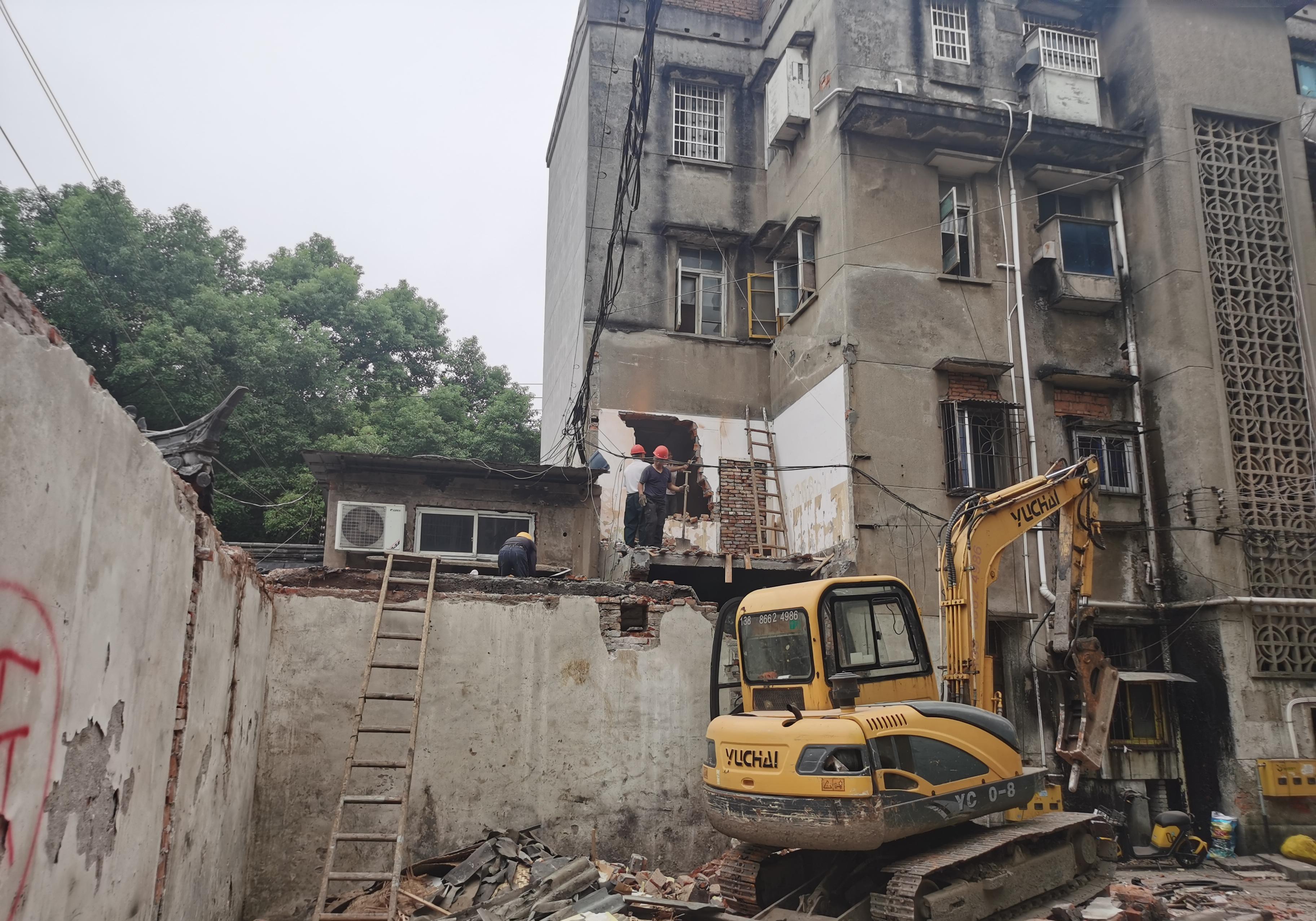 上海房子满70年产权后怎么办,房子70年产权到期之后怎么办