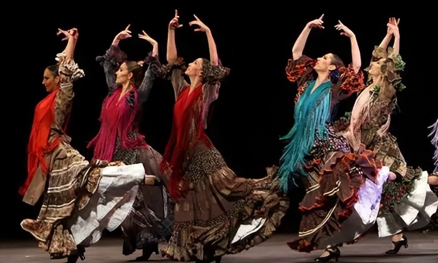 拉丁舞的概述及好处,关于拉丁舞的论文