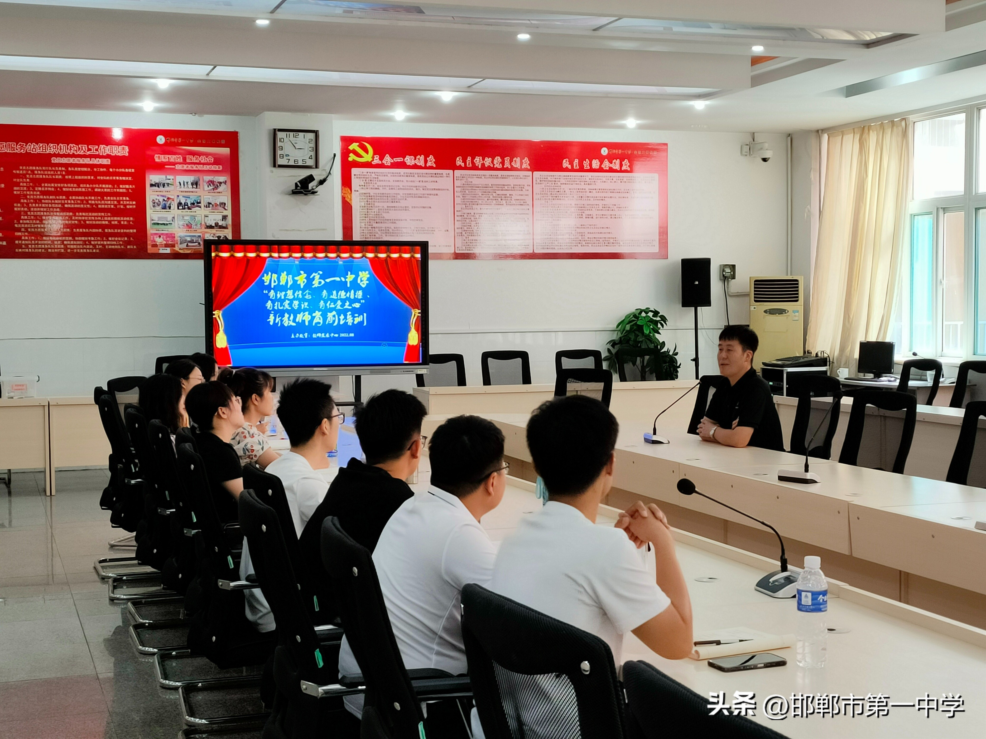 初心如磐笃行致远乘势而上,初心如磐践使命奋楫扬帆启新程