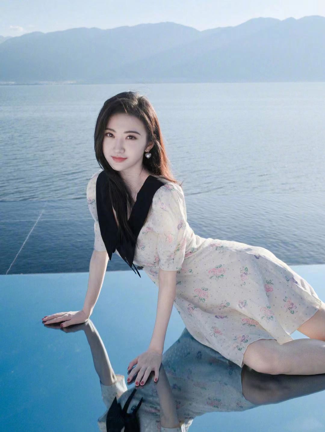 景甜谈照片被韩街头广告盗用,景甜韩粉广告