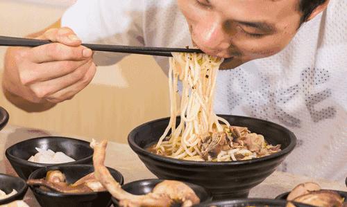 经常放屁是肝不好还是消化不良,经常放屁是肝不好是真的假的