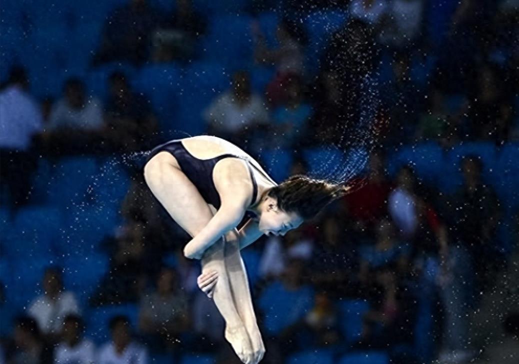 女运动员的痛苦程度,女运动员赛场上痛苦哭