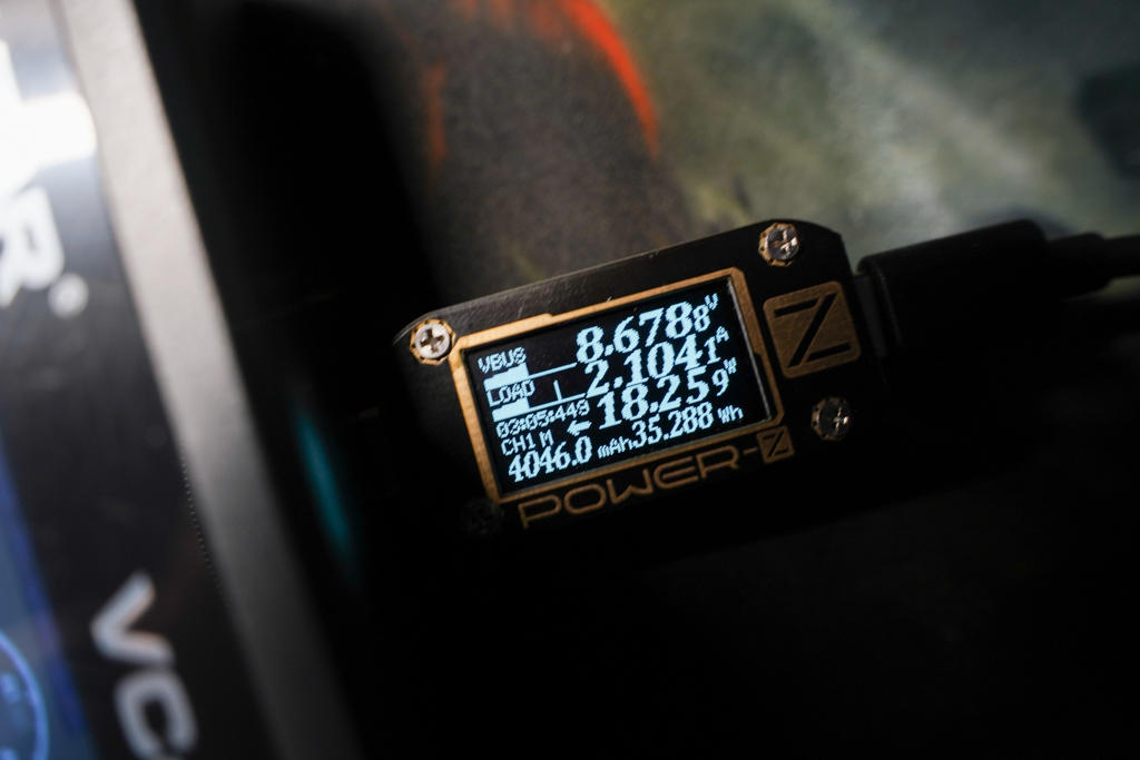 xtarvc4充电器评测,xtarvc4plus智能电池充电器拆解