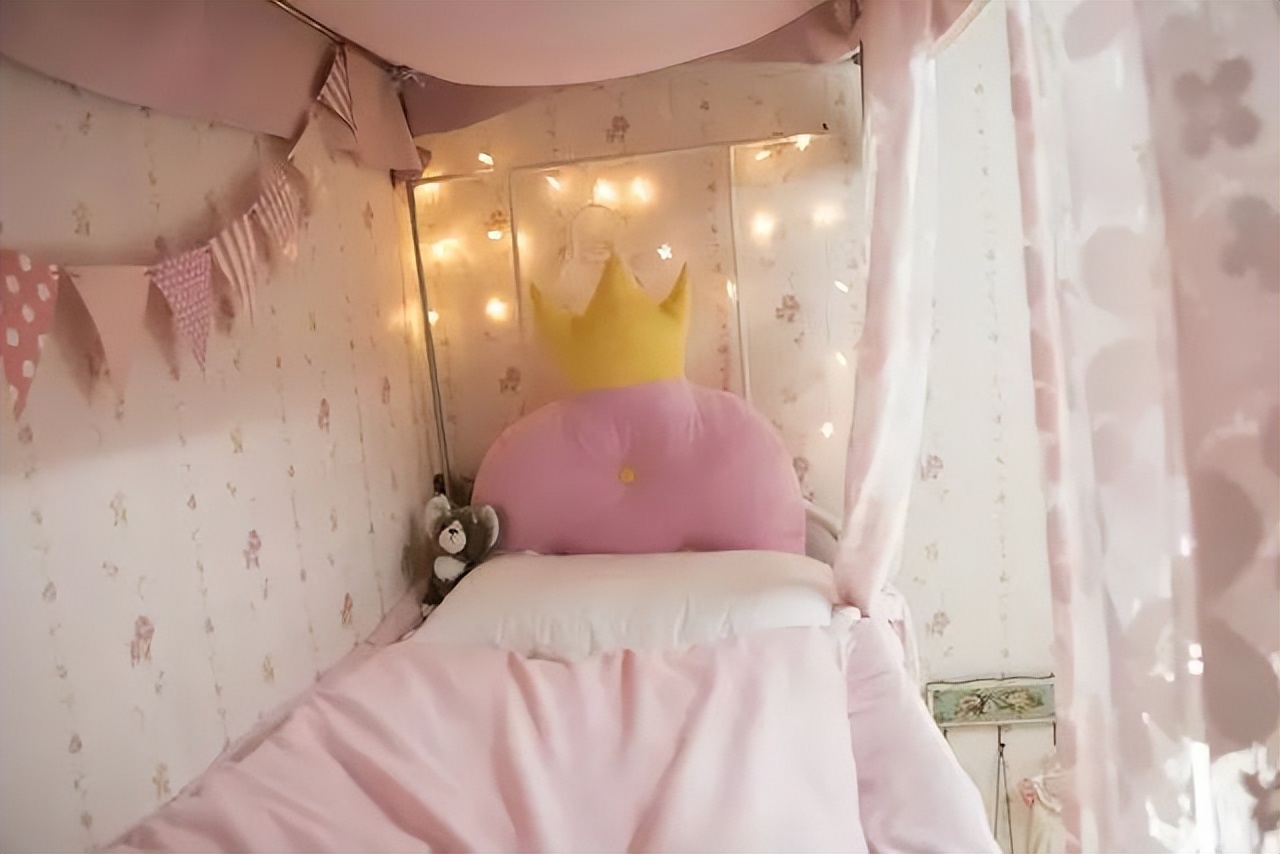 湖北这所大学：5大食堂、高档公寓，吃住条件相当好，出门是地铁