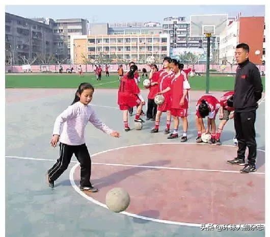 154的个子怎么显气质,女足154