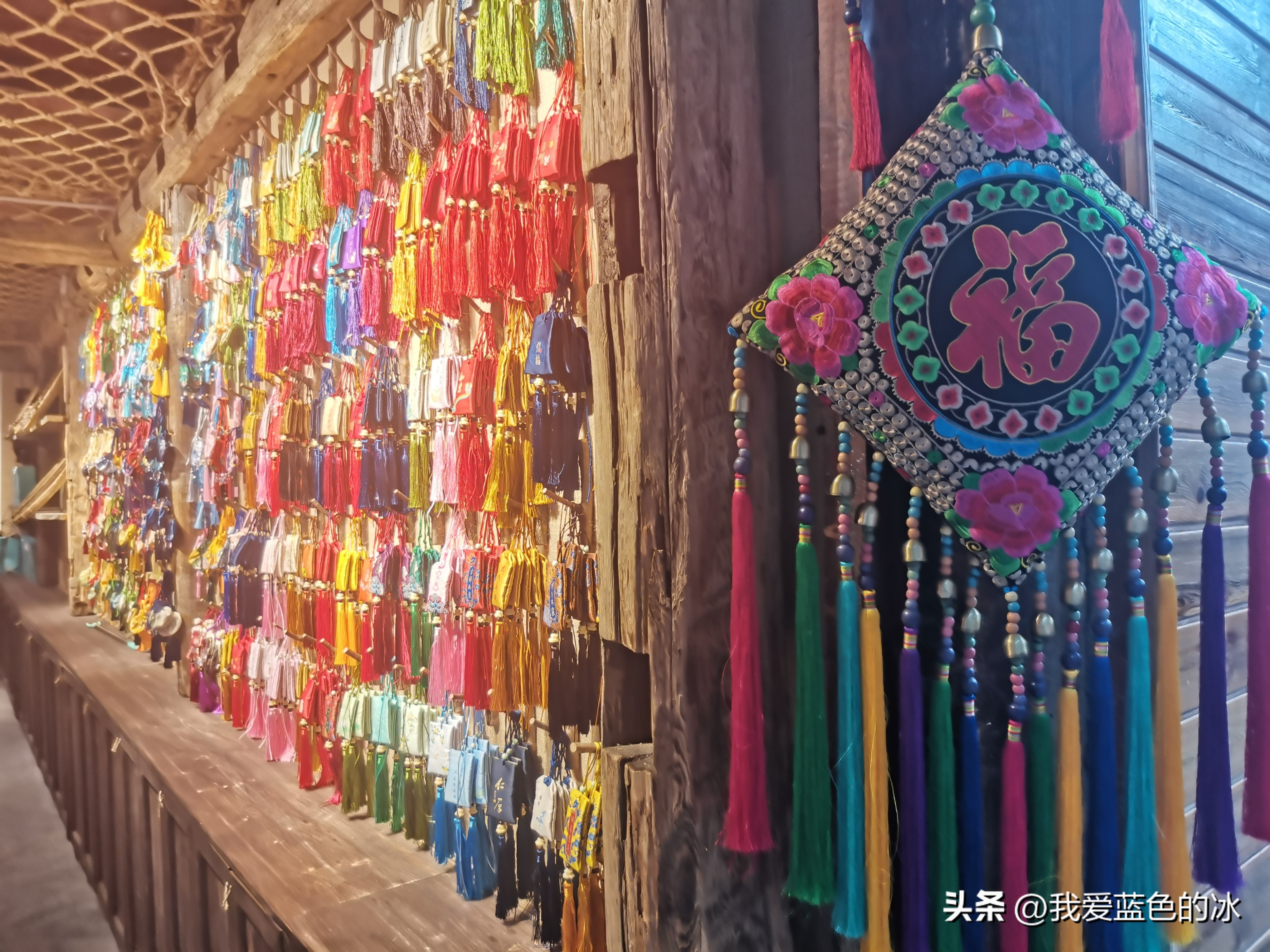 刘晓庆特色米豆腐,漫步在这个不起眼的小镇完整版