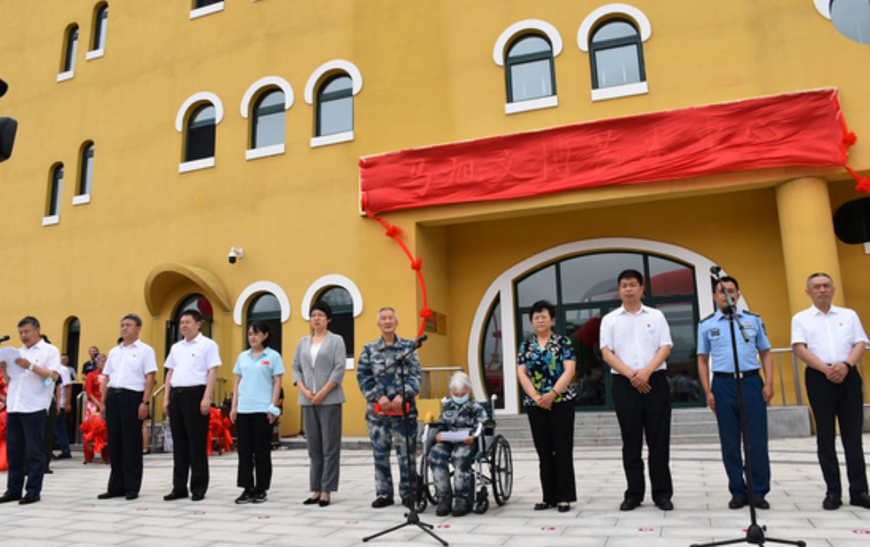 中国第一批女伞兵马旭,中国第一批女空降兵马旭有孩子吗