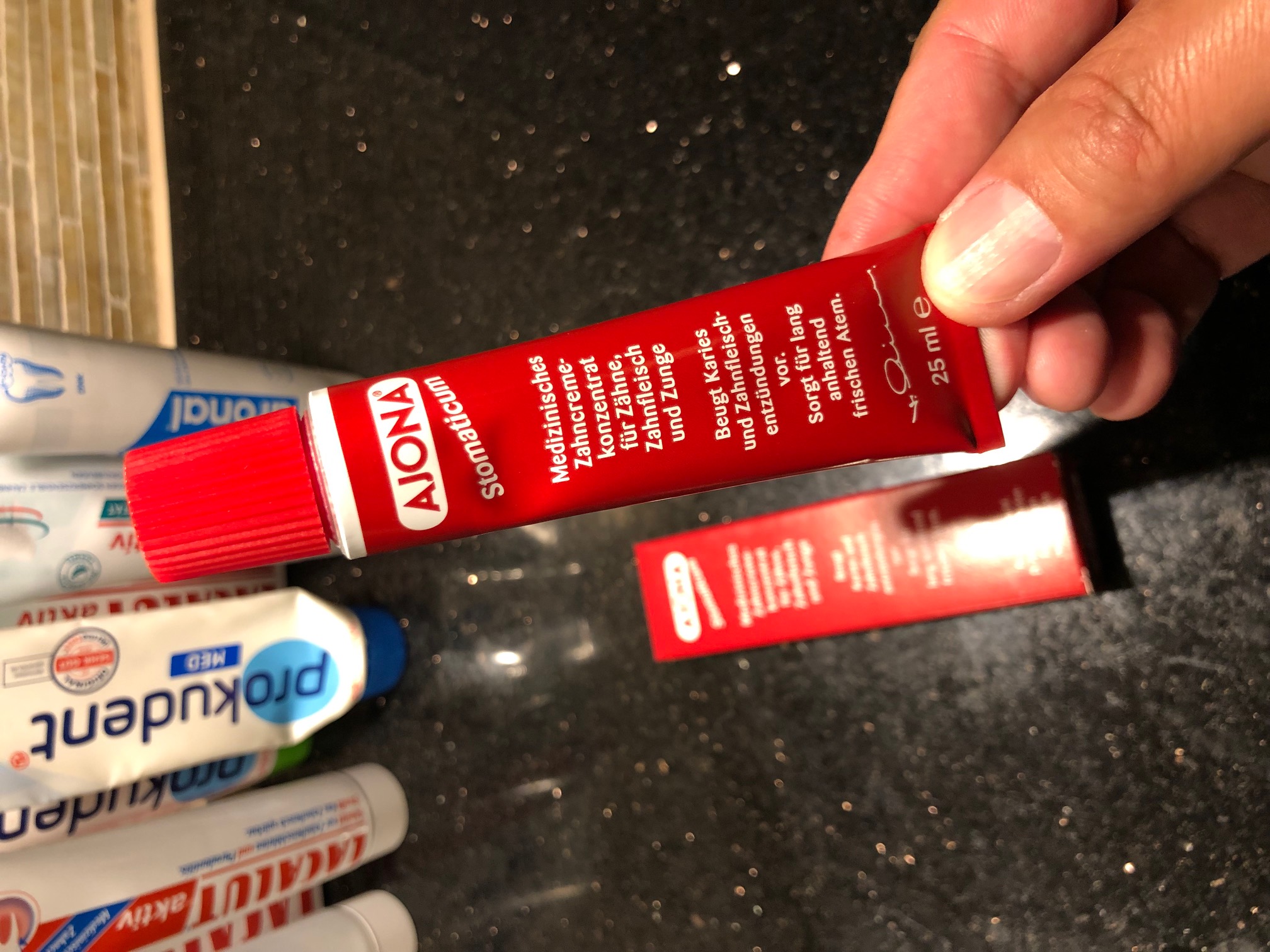 修复牙龈能治疗牙龈萎缩的牙膏,修复牙龈萎缩最好牙膏进口