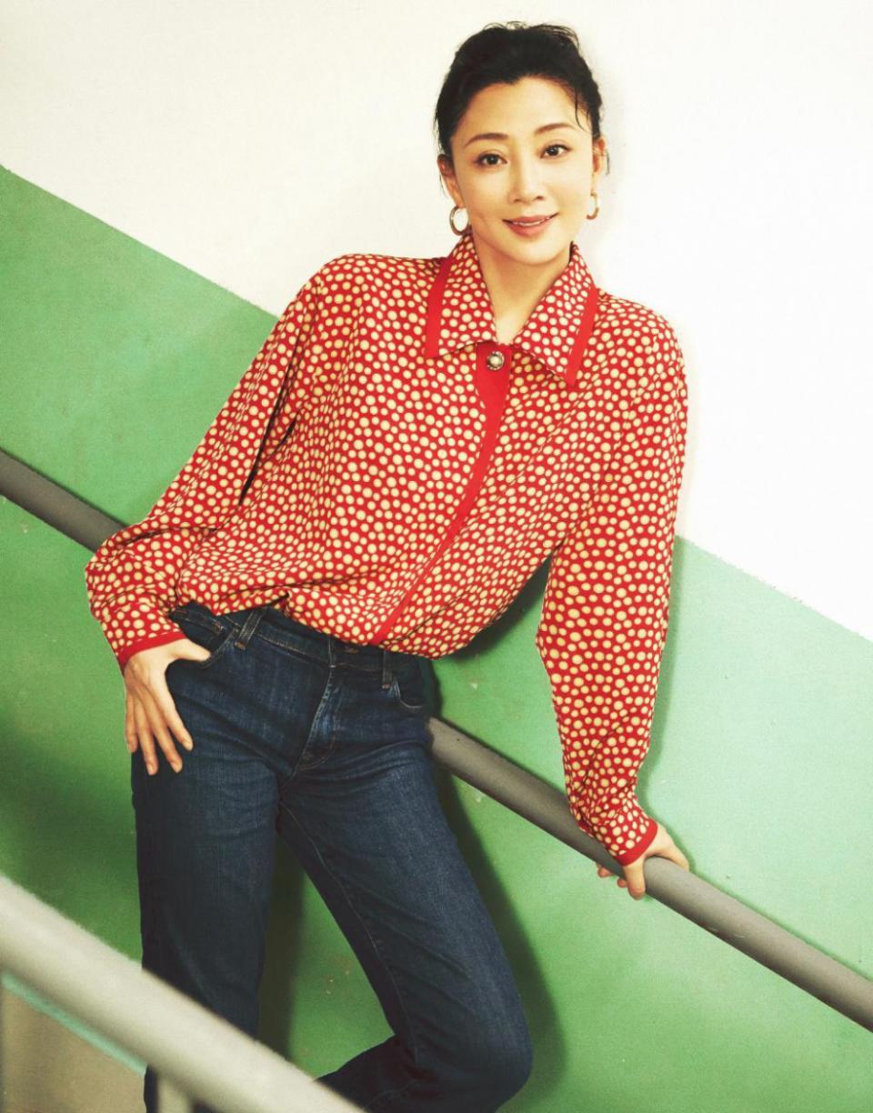 浪了20年的“内娱水蜜桃”，如今42岁美成这样？