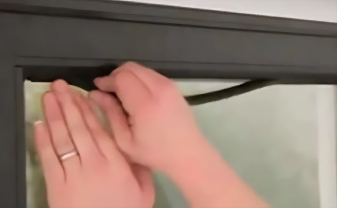 折叠门推拉门,卫生间折叠门