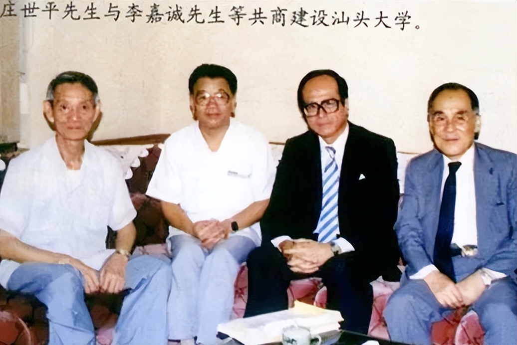 父亲挣的钱从来不帮家里,父亲赚钱却舍不得给儿子花