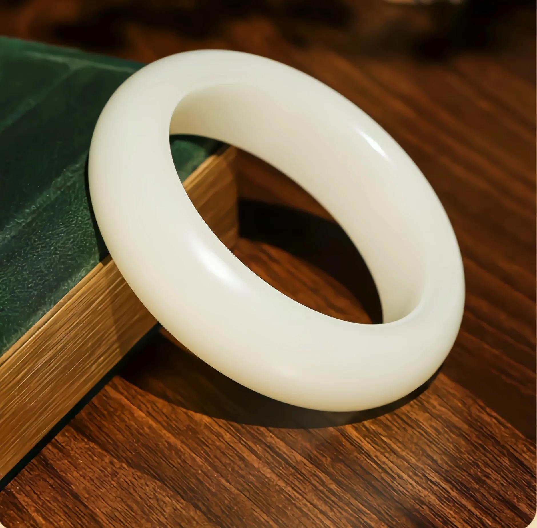 情人节送老婆什么礼物最好实用,正在追的女生情人节送什么礼物