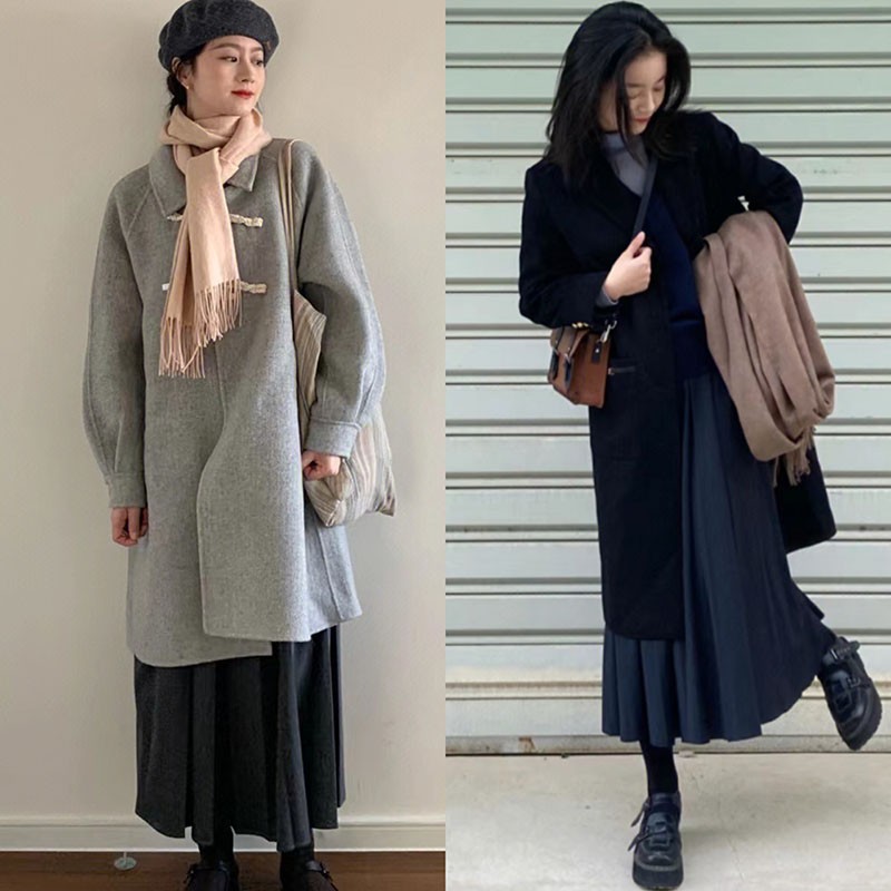 百褶裙长款搭配什么大衣好看,冬季50岁女人大衣百褶裙街拍